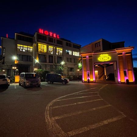 Hotel Ok Prizren Extérieur photo